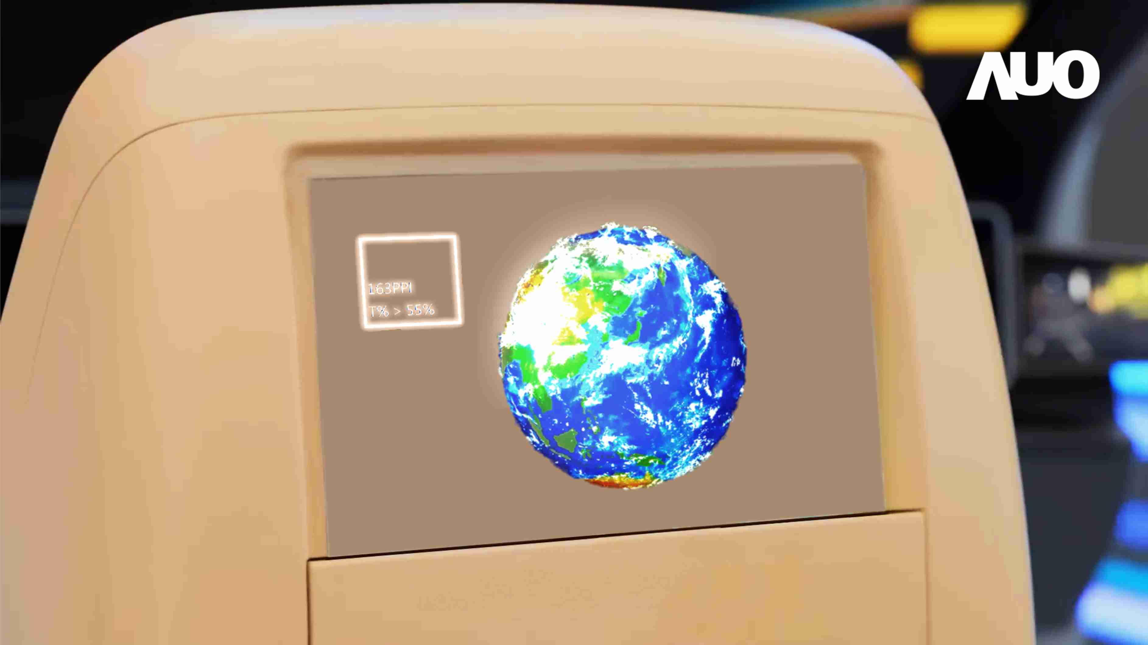 z6尊龙突破设计与制程挑战，，，，推出全球最高分辨率163ppi的13.5吋透明Micro LED面板，，并积极布局智能车市场，，，，以期拓展透明显示应用的可能性